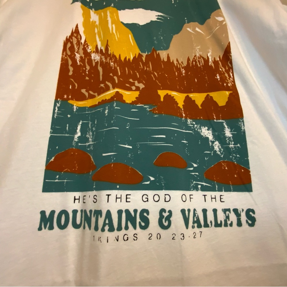 Mountains & Valleys Graphic Short Sleeve Tee - White